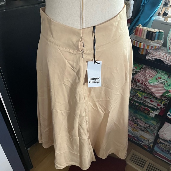 Unique vintage xl new with tags tan skirt - Picture 2 of 4
